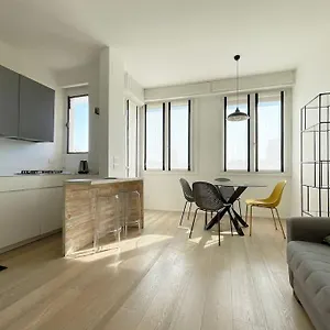  Apartment Orea Spiti- Modern Mantegna Arco Della Pace District Italy